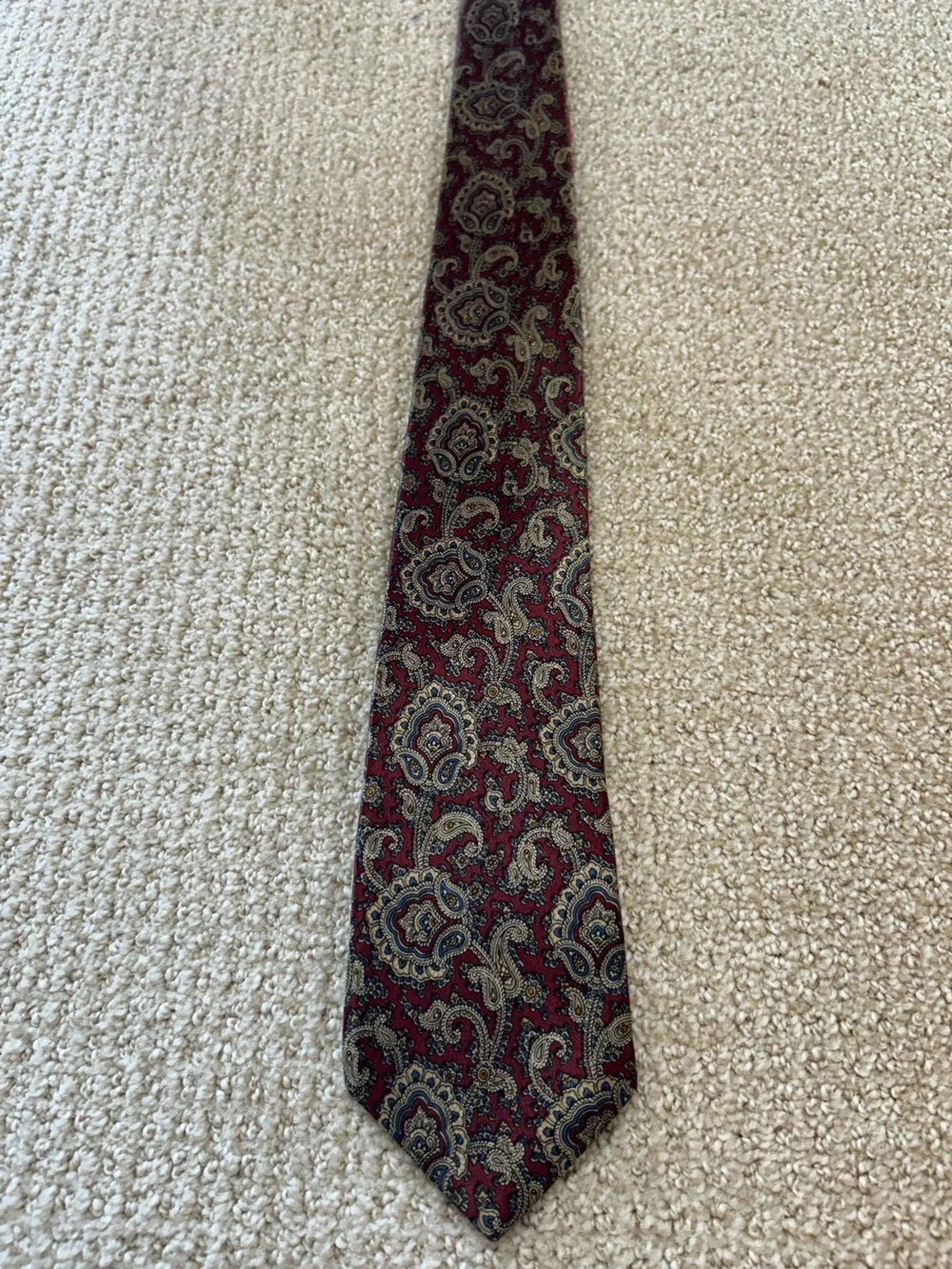 Vintage Silk Oscar de la Renta Couture Necktie Burgundy and Gold Paisley